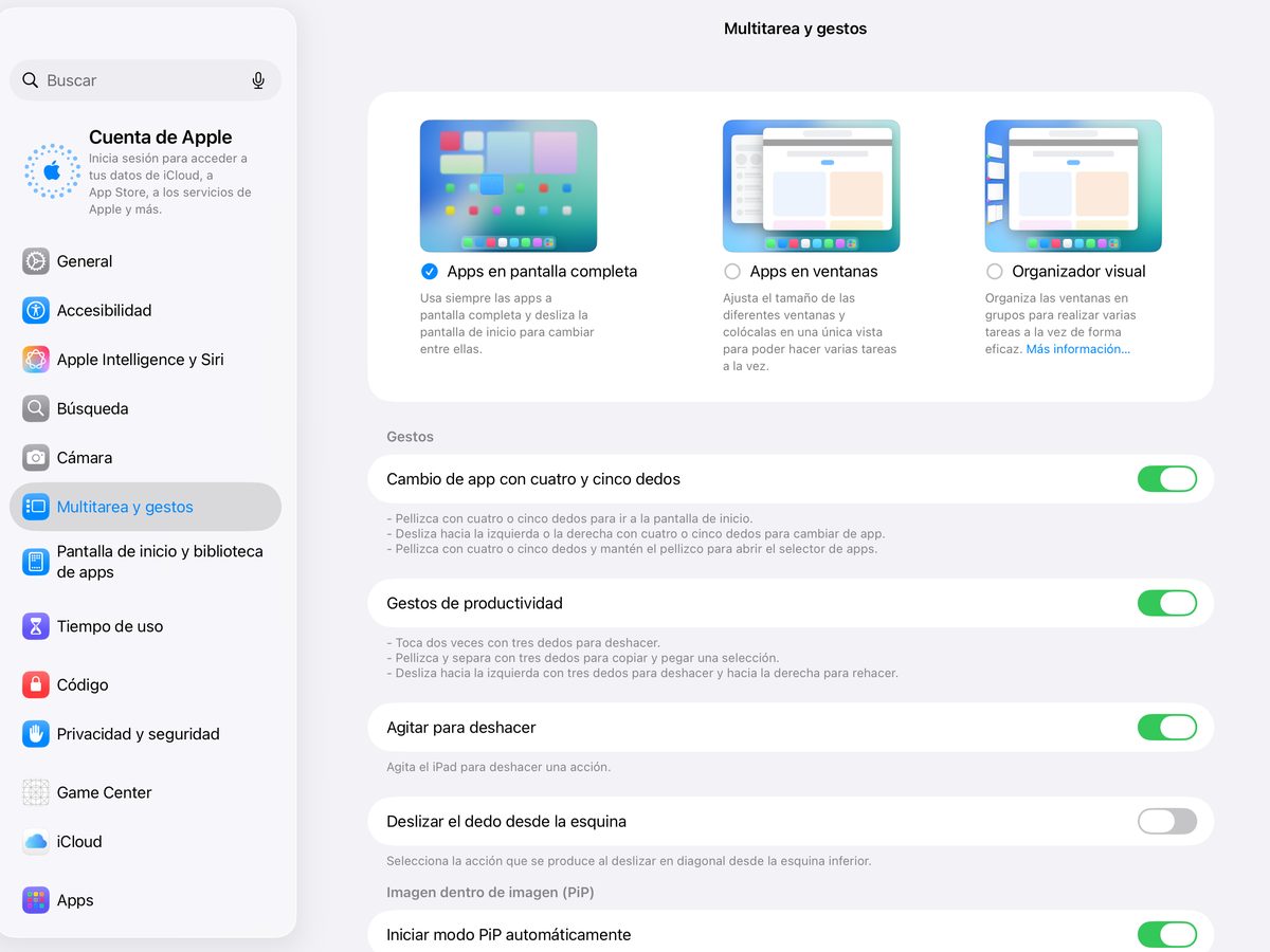 Ajustes del iPad, sección «Multitarea y gestos»: la opción «Apps en pantalla completa» está seleccionada, junto a «Apps en ventanas» y «Organizador visual»